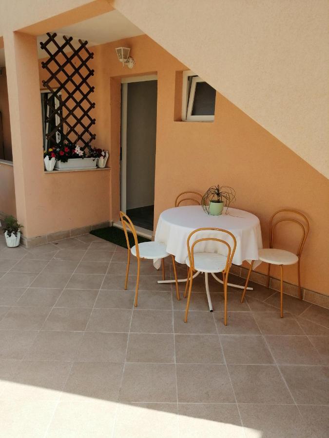 Apartment Roky Hvar Town Esterno foto